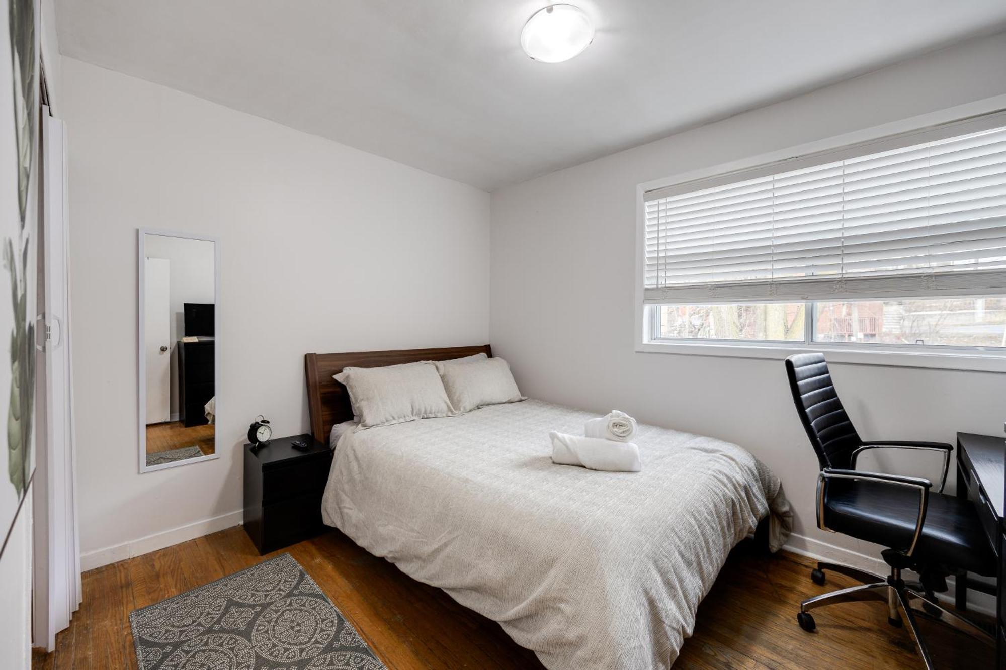 Eglinton West Guest Suite Toronto Zewnętrze zdjęcie