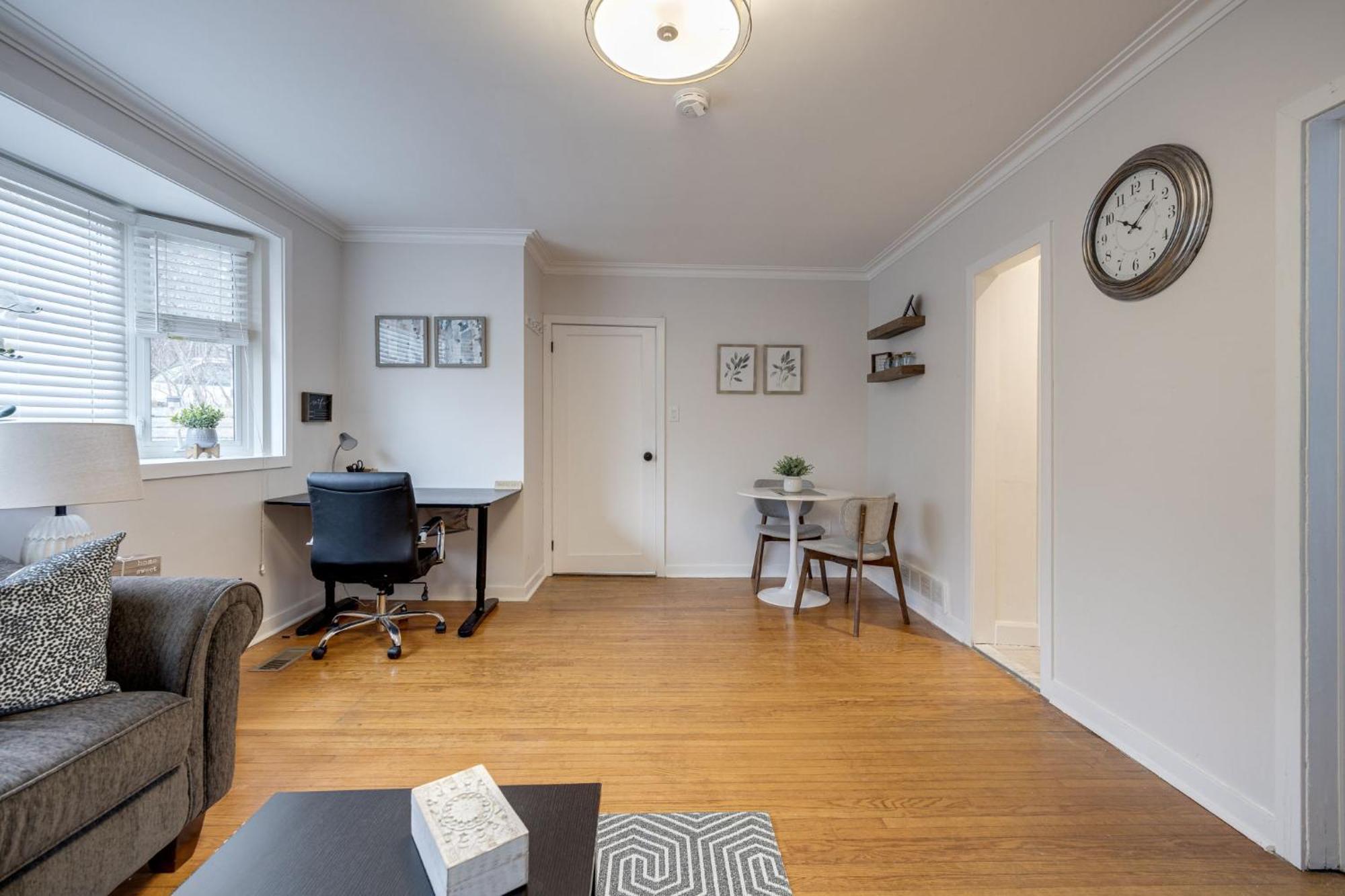 Eglinton West Guest Suite Toronto Zewnętrze zdjęcie